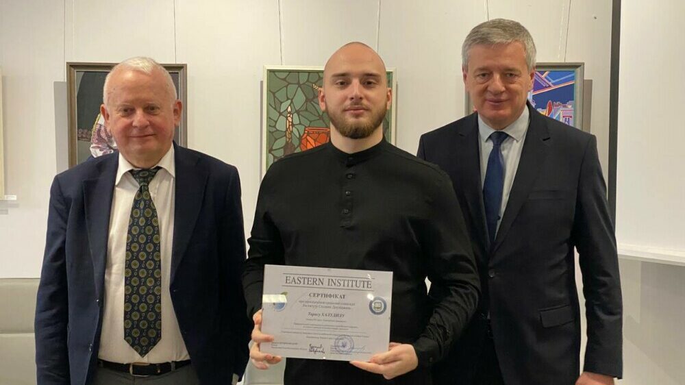 photo_5330542198523028180_y